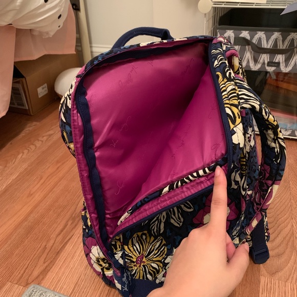 Large Vera Bradley Back Pack - Picture 6 of 8